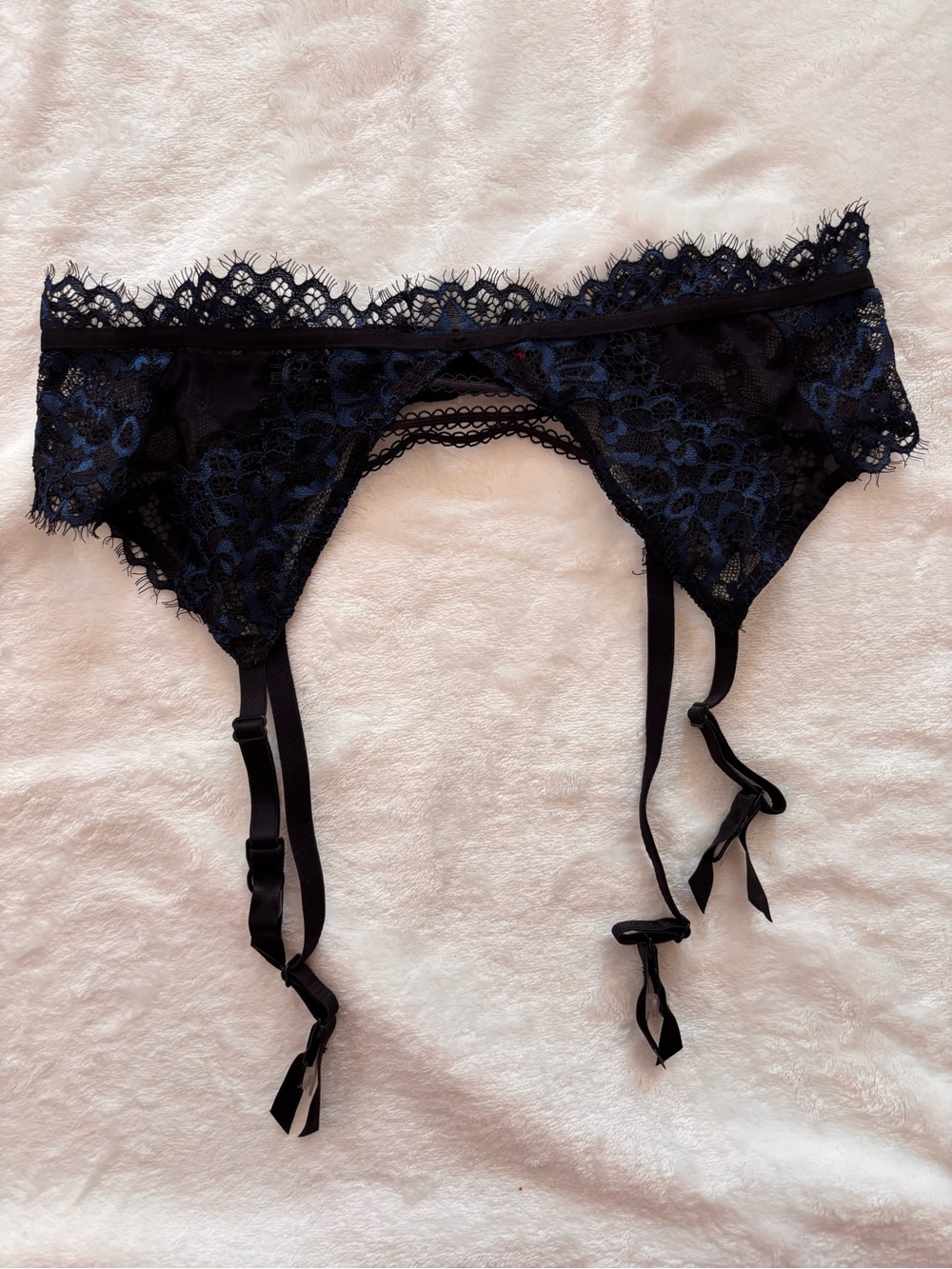 La Senza garter belt